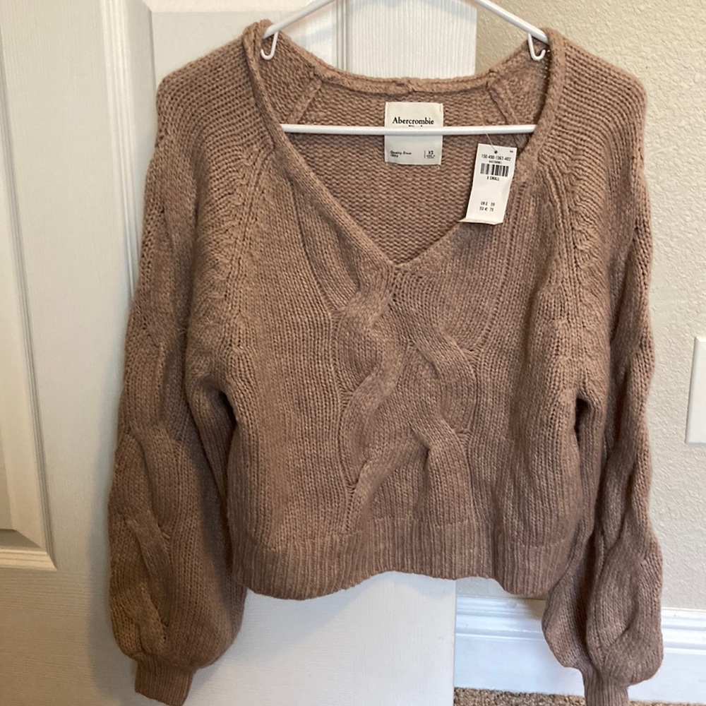 Abercrombie light brown v neck cable sweater